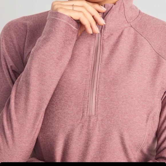 NWT OLD NAVY Cloud+ 1/4-Zip Pullover Color: Woodrose - Picture 4 of 5